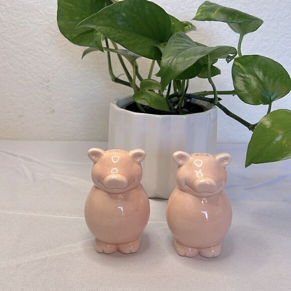 Vintage Ceramic Piglet Salt and Pepper Shakers - Picture 3 of 4